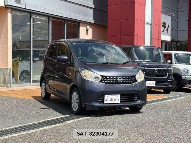 Nissan DAYZ 2013-12 8828641-10