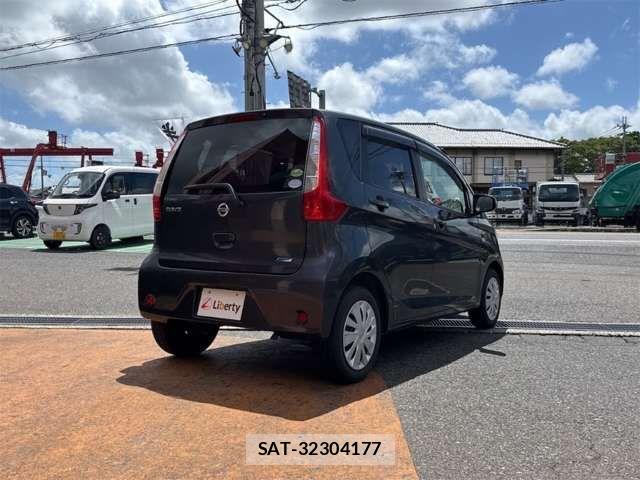 Nissan DAYZ 2013-12 8828641-12