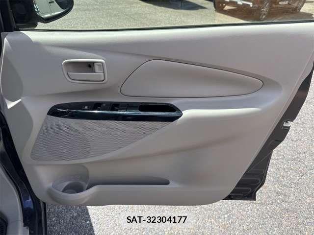 Nissan DAYZ 2013-12 8828641-19