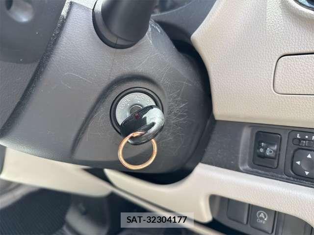 Nissan DAYZ 2013-12 8828641-6