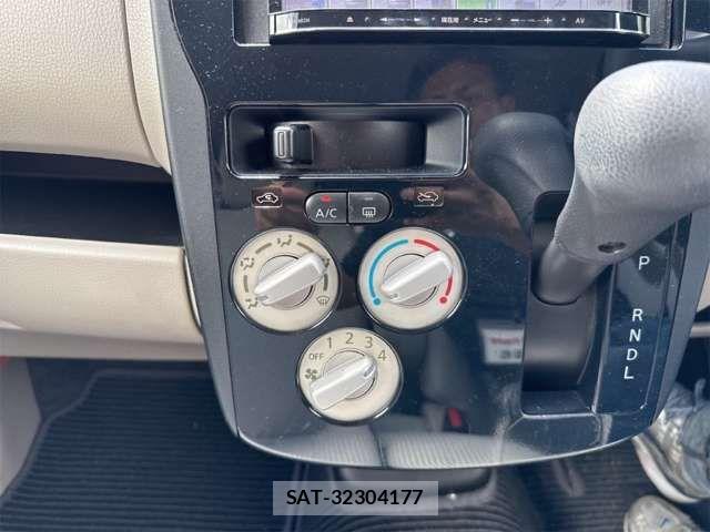 Nissan DAYZ 2013-12 8828641-7