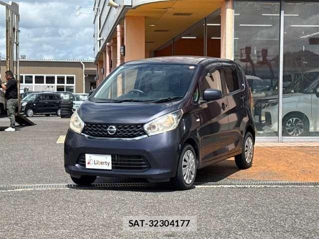 Nissan DAYZ 2013-12 8828641-8