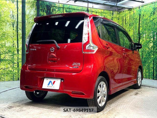 Nissan DAYZ 2016-01 8828645-16