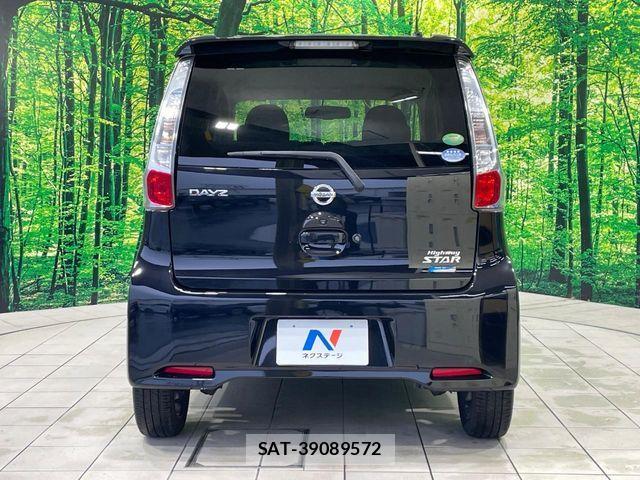 Nissan DAYZ 2014-07 8828632-14