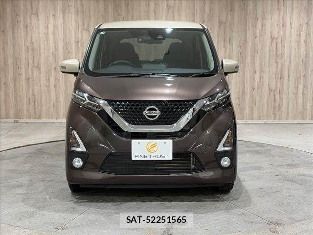 Nissan DAYZ 2019-04 8828614-13