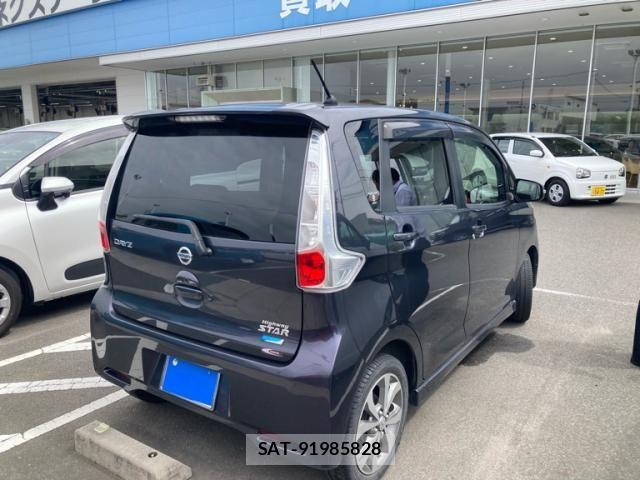 Nissan DAYZ 2014-02 8828649-3