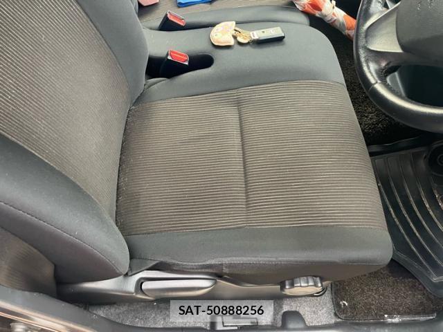 Nissan DAYZ 2015-09 8828646-8