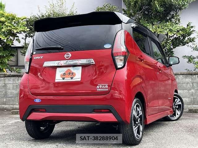 Nissan DAYZ 2021-10 8828612-2