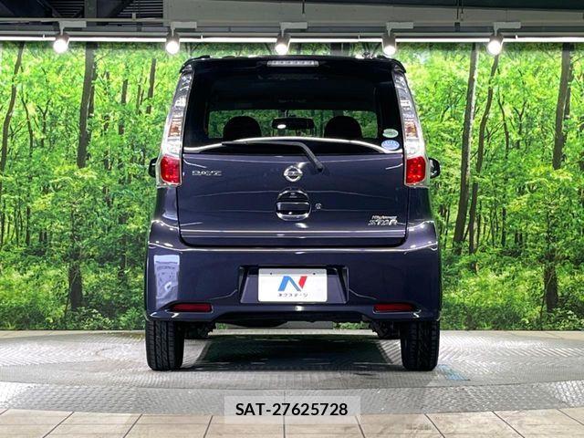 Nissan DAYZ 2014-02 8848695-14