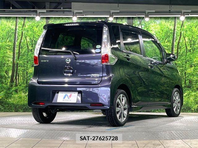 Nissan DAYZ 2014-02 8848695-16