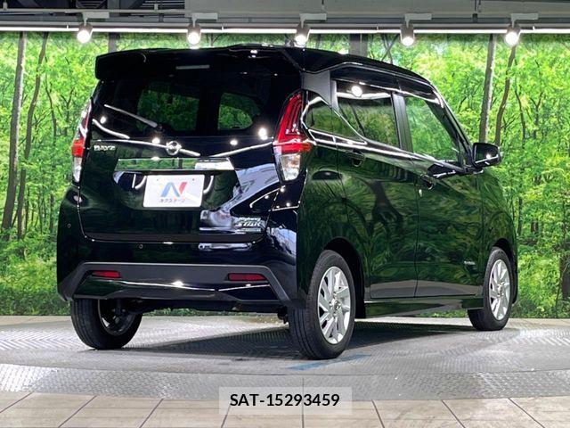 Nissan DAYZ 2022-01 8848671-16