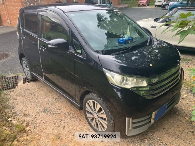 Nissan DAYZ 2013-08 8848704-0