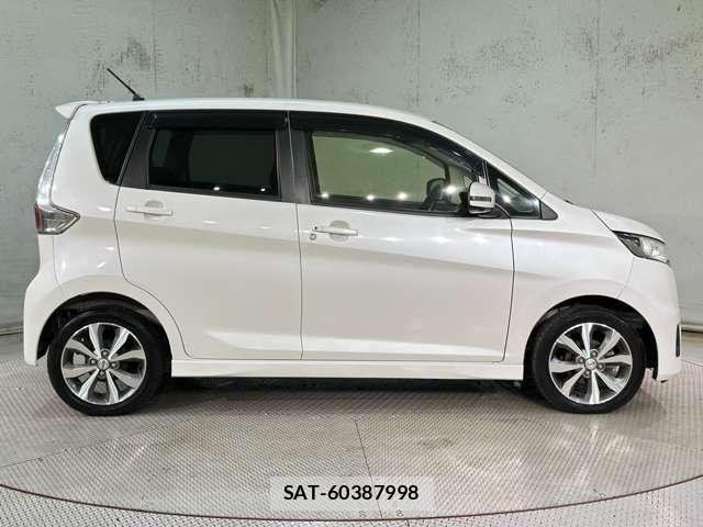 Nissan DAYZ 2015-09 8848682-3