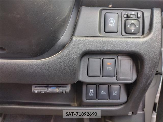Nissan DAYZ 2018-05 8848684-21