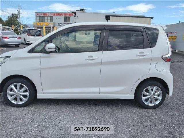 Nissan DAYZ 2018-05 8848684-7