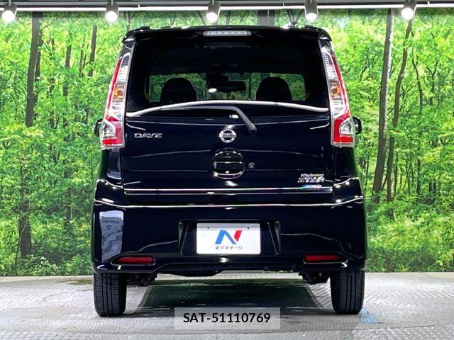 Nissan DAYZ 2016-02 8848688-14