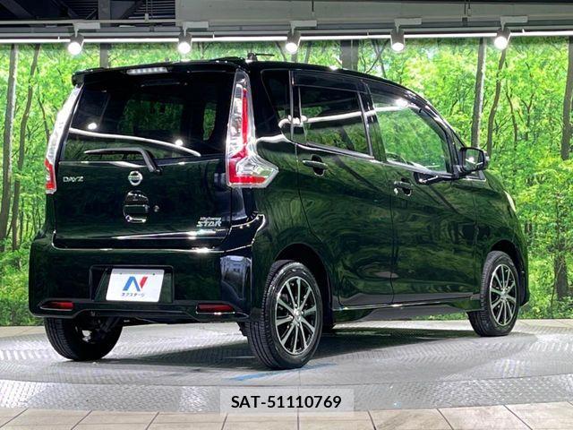 Nissan DAYZ 2016-02 8848688-16