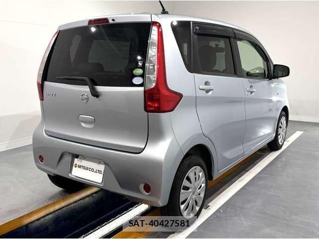 Nissan DAYZ 2015-03 8870799-7