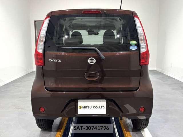 Nissan DAYZ 2015-01 8870800-6