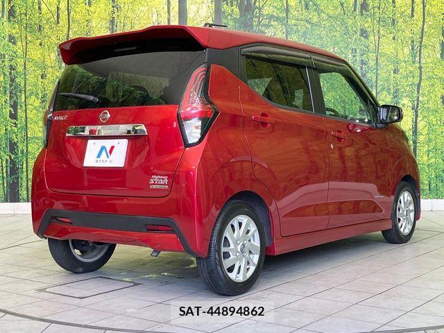 Nissan DAYZ 2019-05 8870789-17