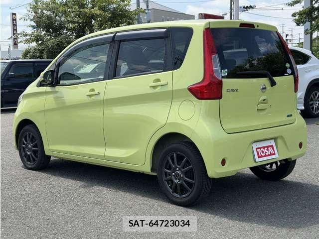 Nissan DAYZ 2016-08 8879422-28