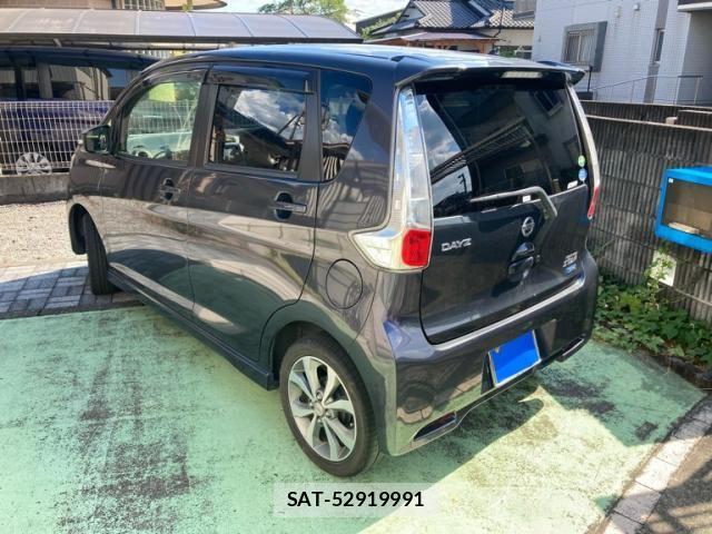 Nissan DAYZ 2013-10 8879432-3