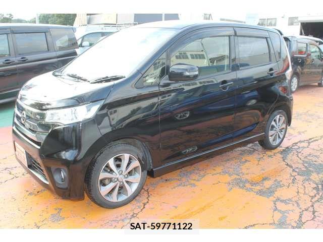 Nissan DAYZ 2013-07 8879425-11