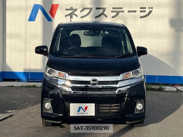 Nissan DAYZ 2015-10 8879413-14