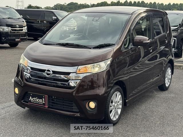 Nissan DAYZ 2015-01 8879423-0