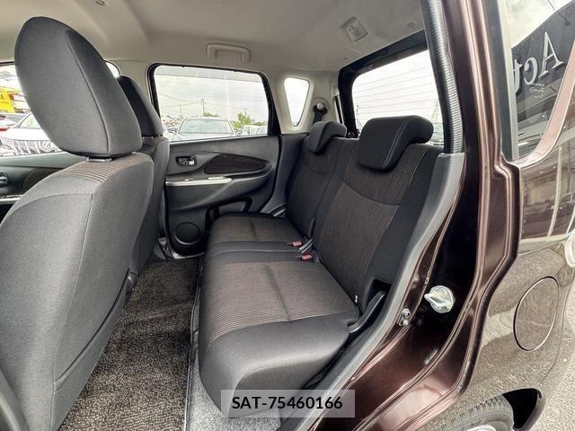 Nissan DAYZ 2015-01 8879423-14