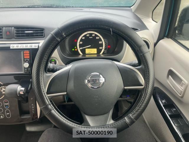 Nissan DAYZ 2013-07 8879435-12