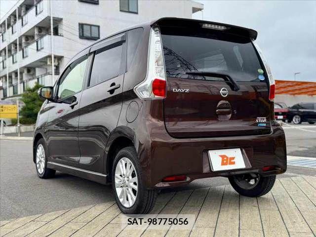 Nissan DAYZ 2015-12 8879424-12