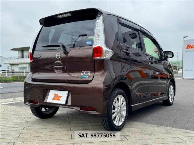Nissan DAYZ 2015-12 8879424-14