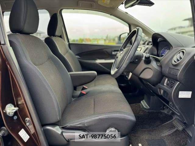 Nissan DAYZ 2015-12 8879424-15