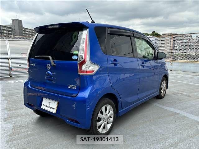 Nissan DAYZ 2018-06 8879420-22