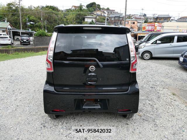 Nissan DAYZ 2017-09 8879418-6