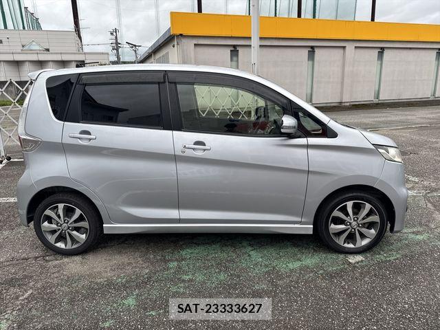 Nissan DAYZ 2013-10 8879426-3