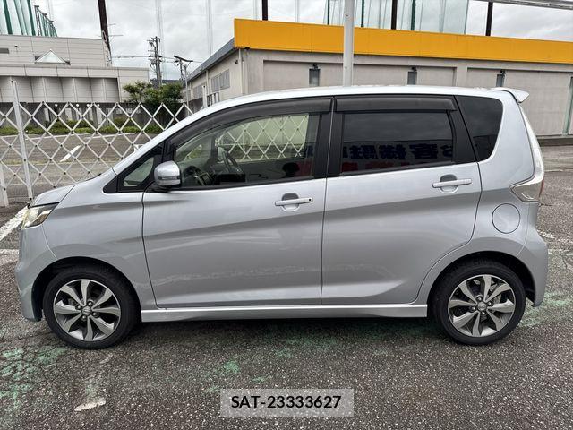 Nissan DAYZ 2013-10 8879426-7