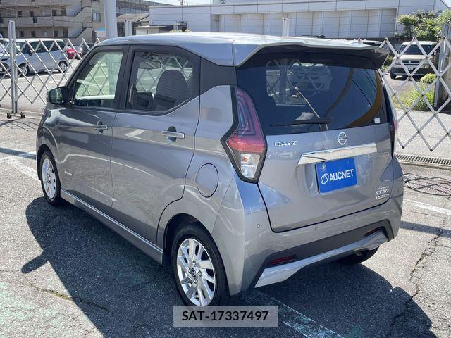 Nissan DAYZ 2022-07 8879414-6