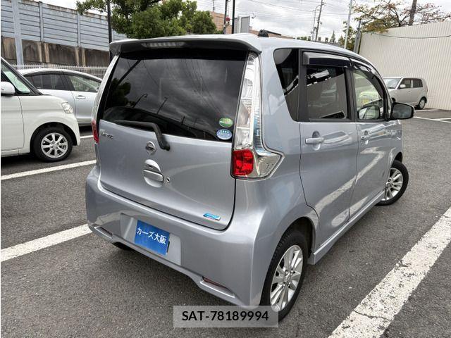 Nissan DAYZ 2013-12 8883513-2
