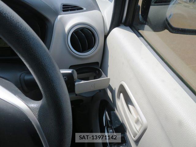 Nissan DAYZ 2014-02 4938363-19