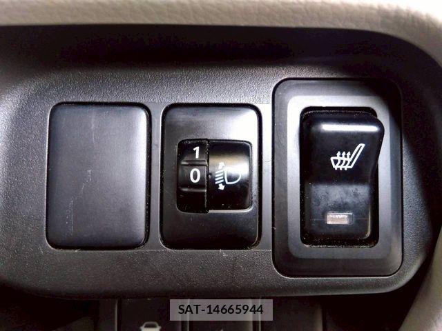Nissan DAYZ 2017-06 6611449-24