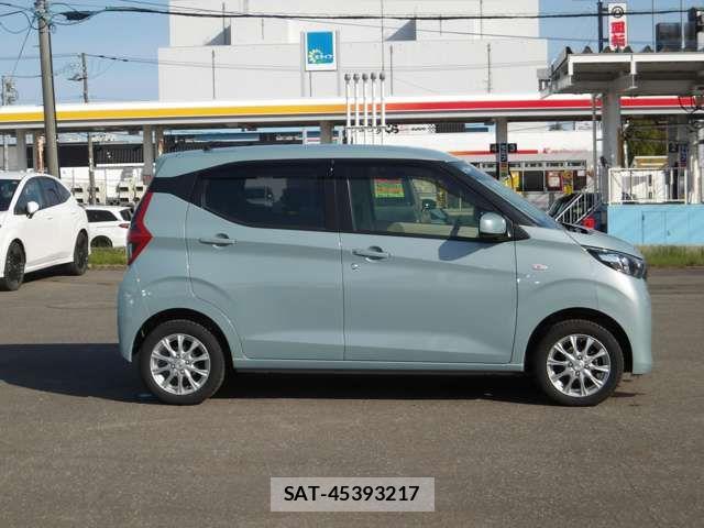 Nissan DAYZ 2021-12 6814641-3