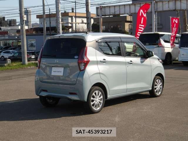 Nissan DAYZ 2021-12 6814641-4