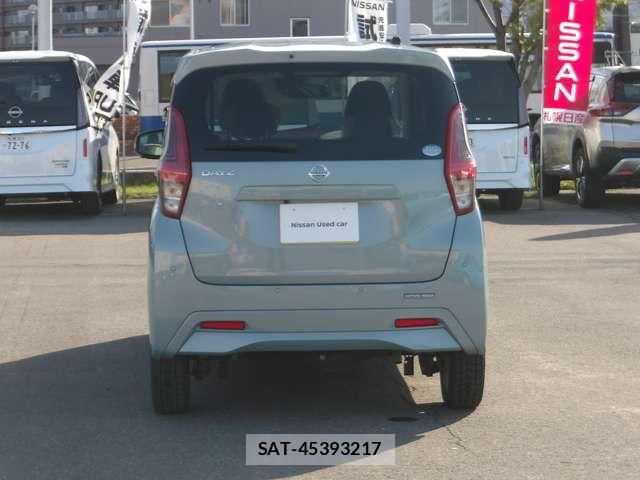 Nissan DAYZ 2021-12 6814641-5