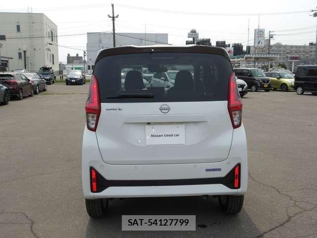 Nissan DAYZ 2025-10 7058233-4