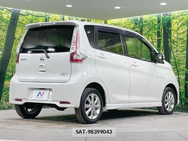 Nissan DAYZ 2018-03 7217360-18