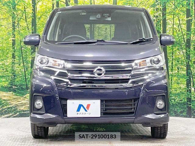 Nissan DAYZ 2017-08 7217363-15