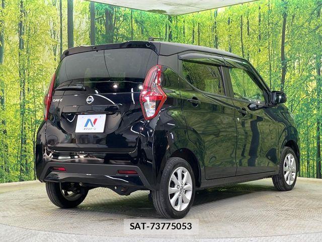 Nissan DAYZ 2023-05 7217371-17