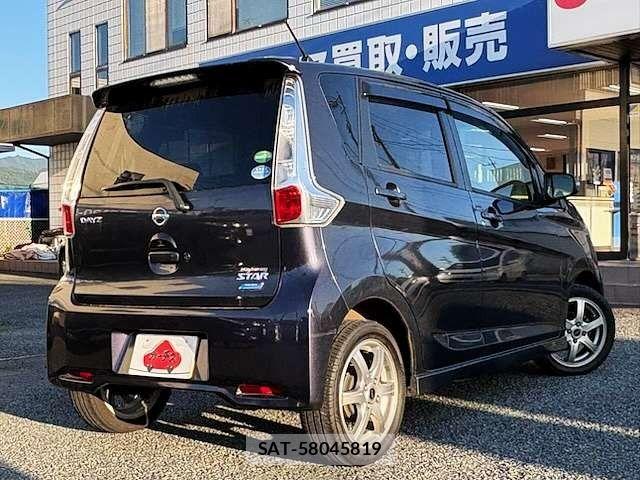 Nissan DAYZ 2013-10 7217346-2